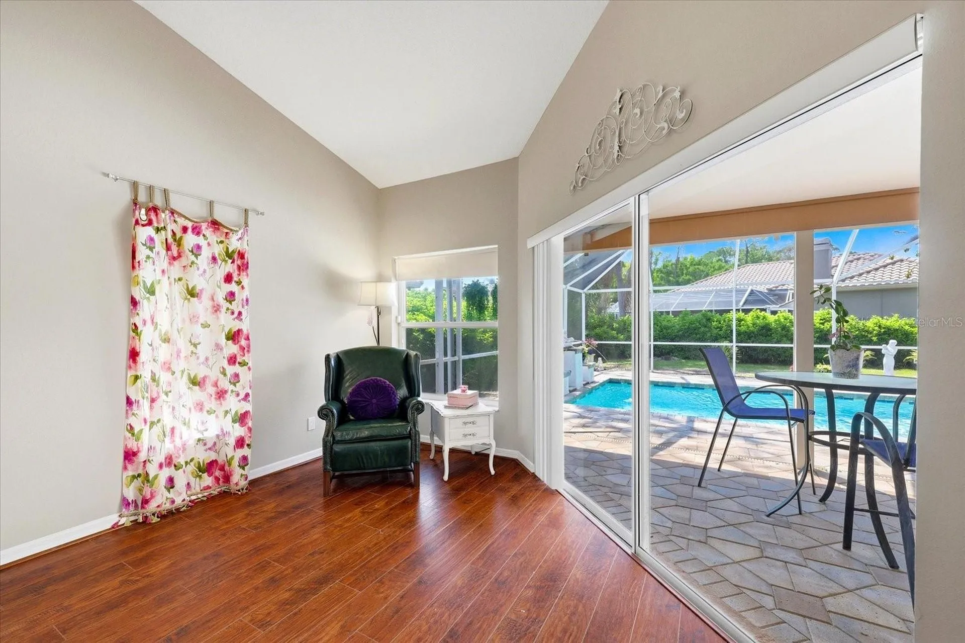 1384 Forestedge Boulevard Oldsmar FL 34677