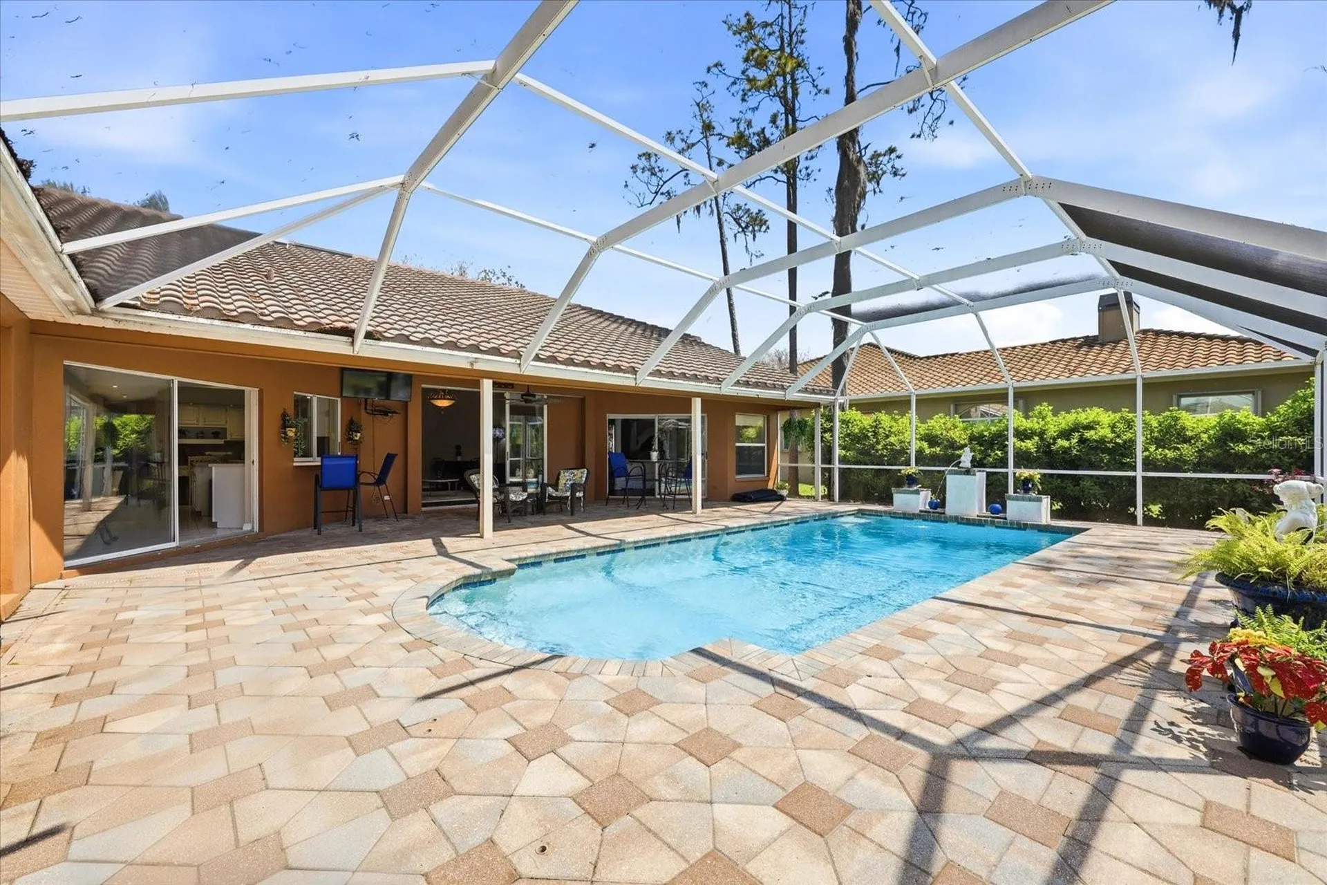 1384 Forestedge Boulevard Oldsmar FL 34677
