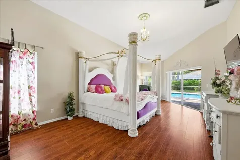 1384 Forestedge Boulevard Oldsmar FL 34677