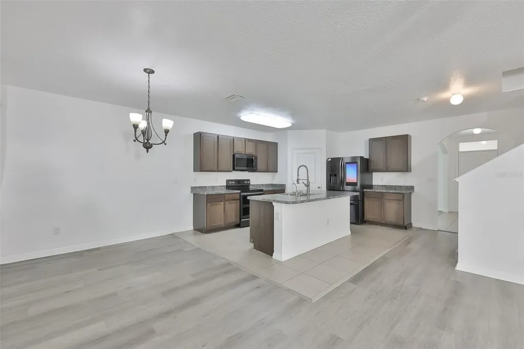 5461 Magdalene Way Zephyrhills FL 33541