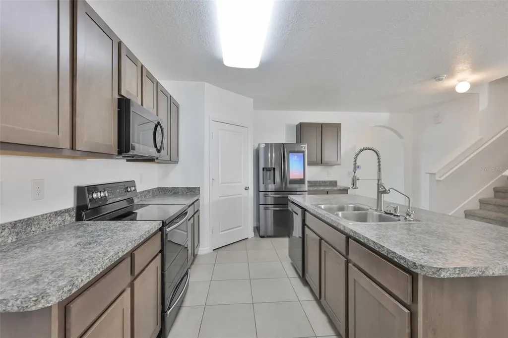 5461 Magdalene Way Zephyrhills FL 33541
