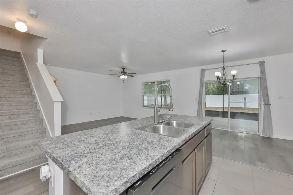5461 Magdalene Way Zephyrhills FL 33541