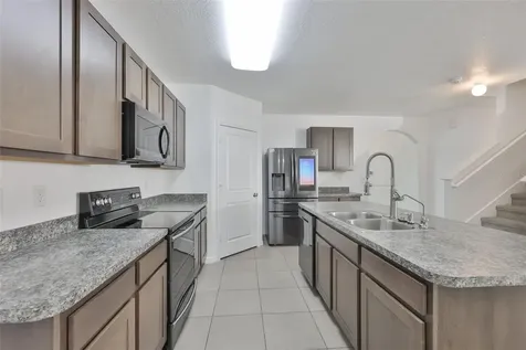 5461 Magdalene Way Zephyrhills FL 33541