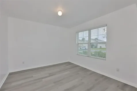 5461 Magdalene Way Zephyrhills FL 33541