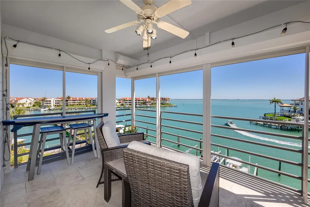363 Pinellas Bayway S Tierra Verde FL 33715