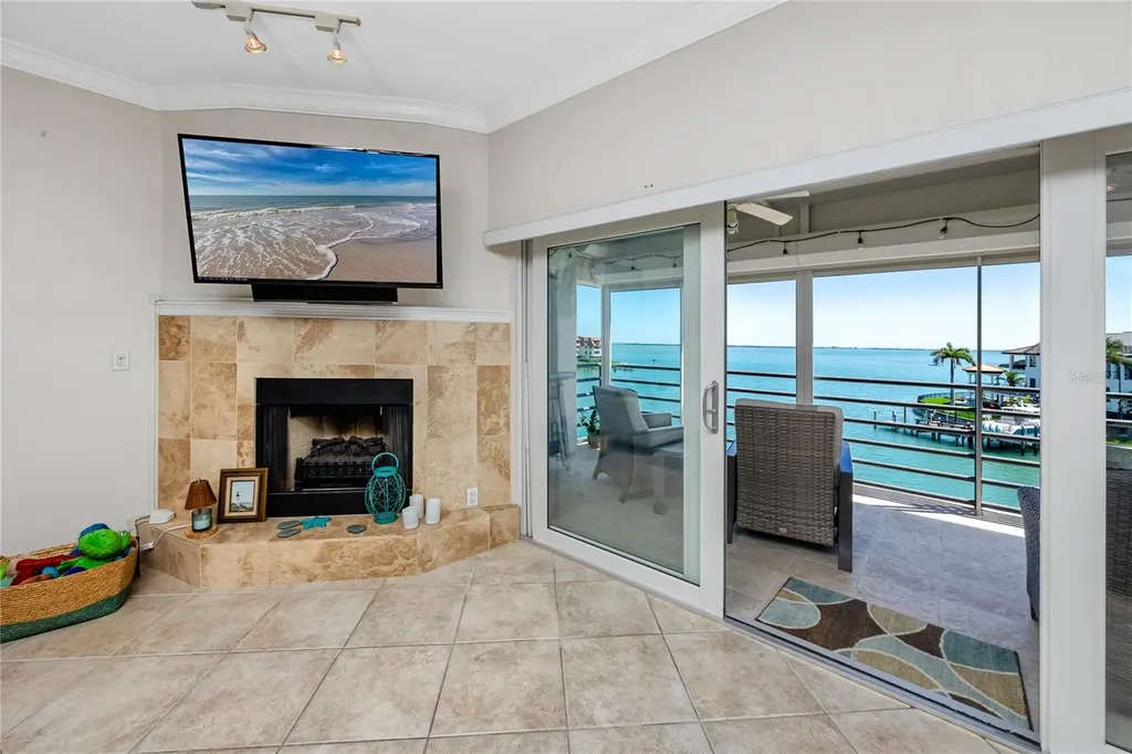 363 Pinellas Bayway S Tierra Verde FL 33715