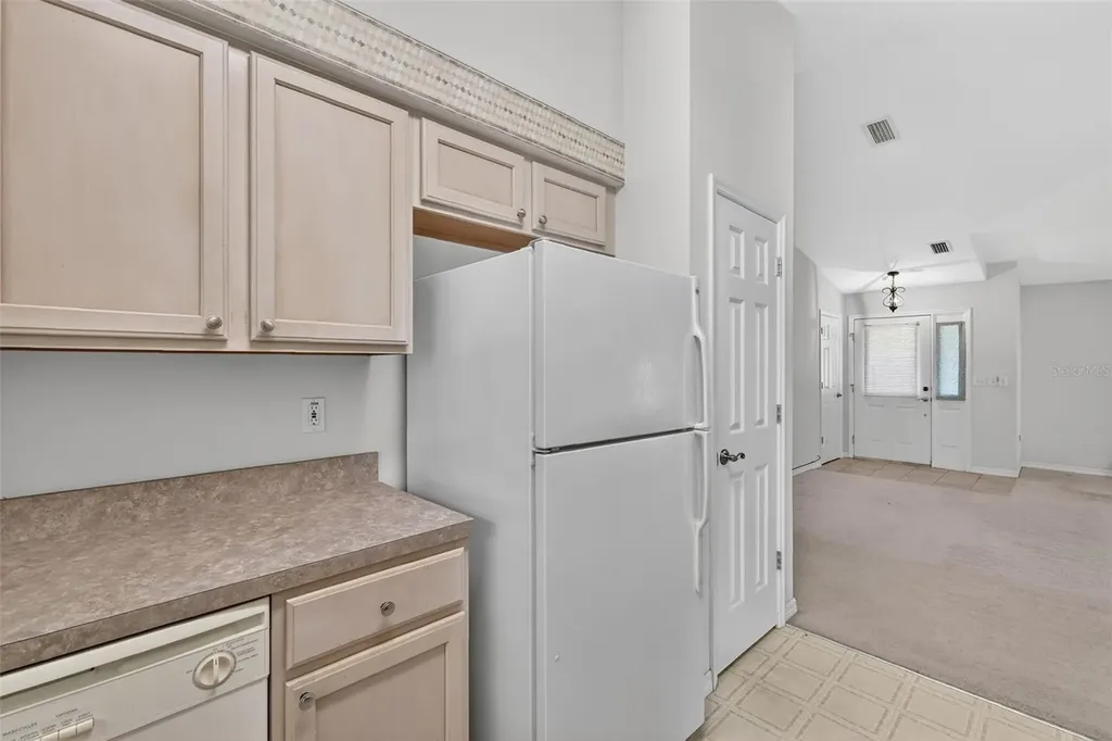 4873 Marsh Harbor Drive Tavares FL 32778