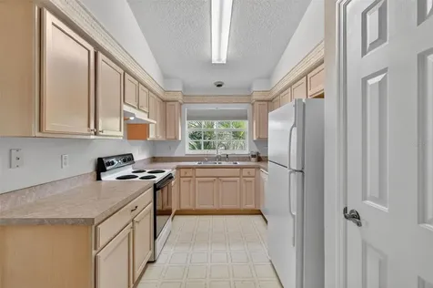 4873 Marsh Harbor Drive Tavares FL 32778