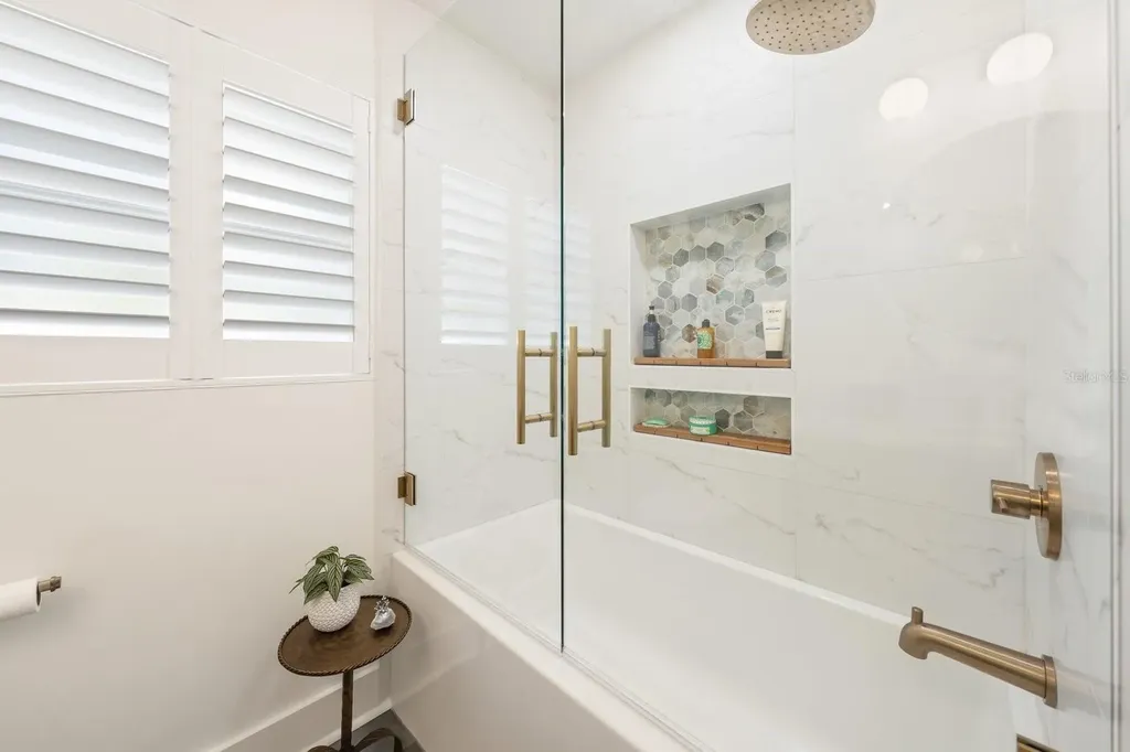 140 Highland Avenue Dunedin FL 34698