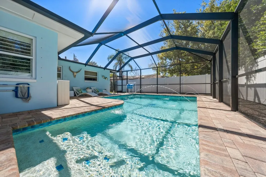140 Highland Avenue Dunedin FL 34698
