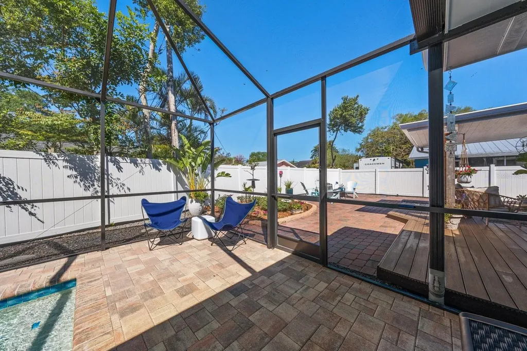 140 Highland Avenue Dunedin FL 34698