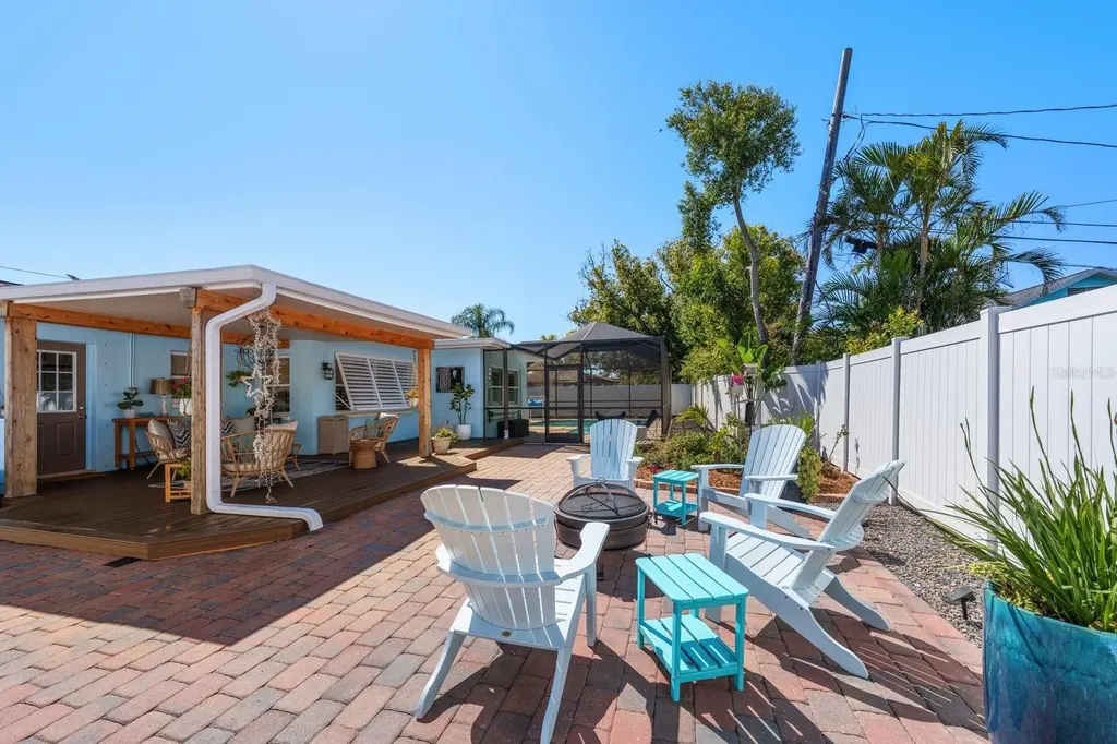 140 Highland Avenue Dunedin FL 34698