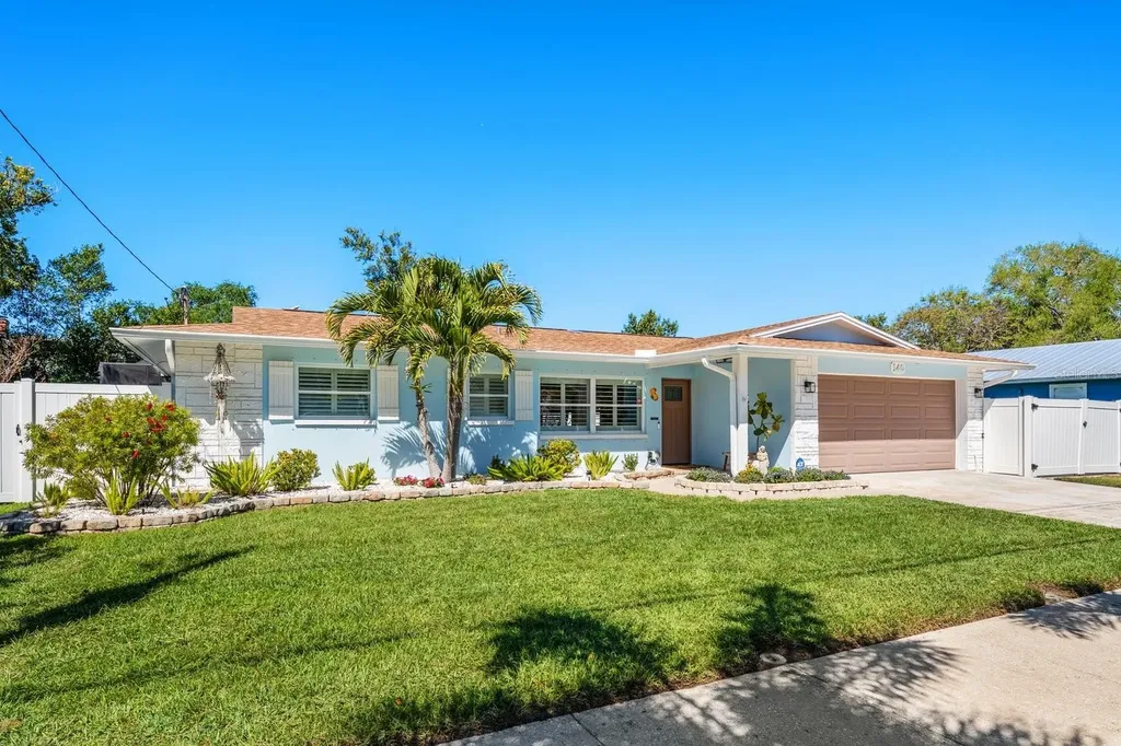 140 Highland Avenue Dunedin FL 34698