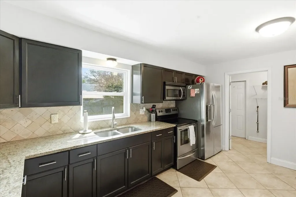 2110 W Okaloosa Avenue Tampa FL 33604