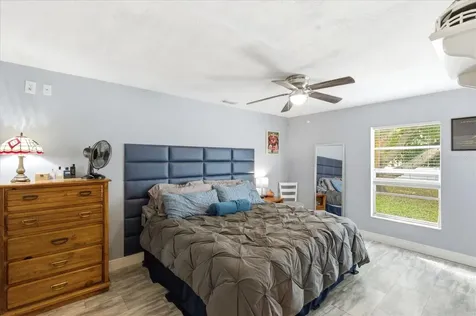 2110 W Okaloosa Avenue Tampa FL 33604