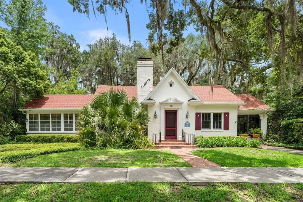717 NE Boulevard Gainesville FL 32601