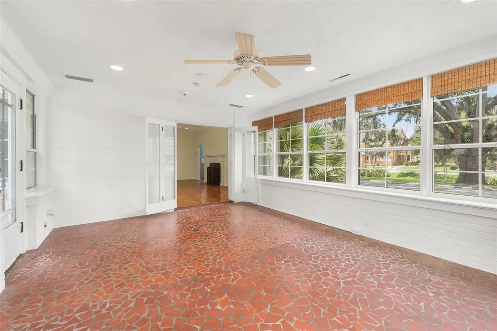 717 NE Boulevard Gainesville FL 32601