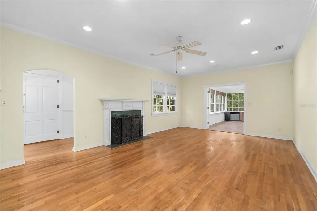 717 NE Boulevard Gainesville FL 32601
