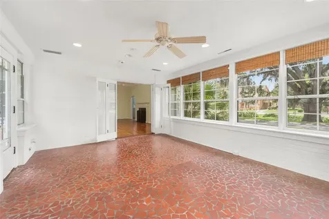 717 NE Boulevard Gainesville FL 32601