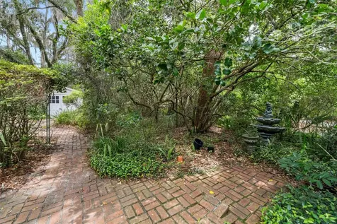 717 NE Boulevard Gainesville FL 32601
