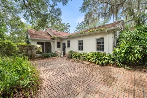 717 NE Boulevard Gainesville FL 32601