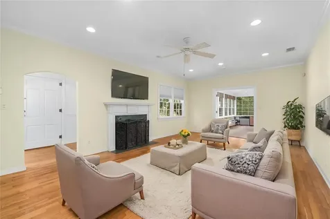 717 NE Boulevard Gainesville FL 32601