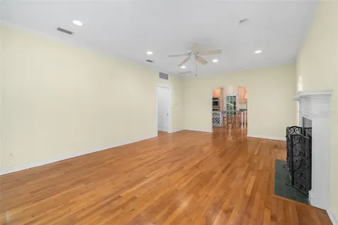 717 NE Boulevard Gainesville FL 32601