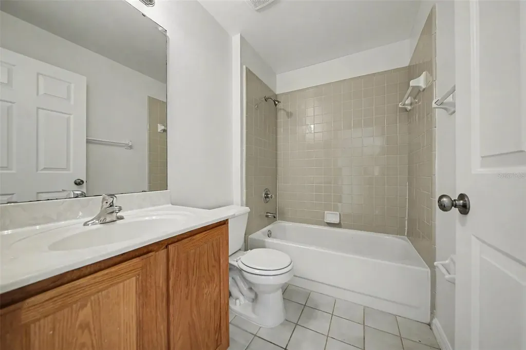 4308 Iveyglen Avenue Orlando FL 32826