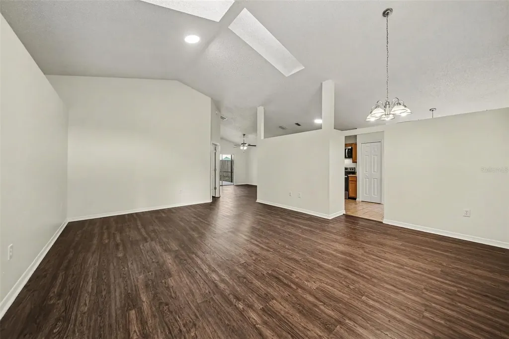 4308 Iveyglen Avenue Orlando FL 32826