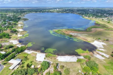 1147 Circle Drive Lake Wales FL 33853