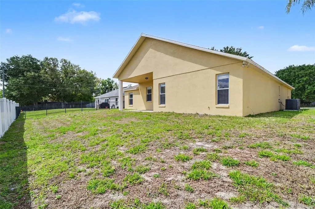 2395 Key Avenue Sanford FL 32771