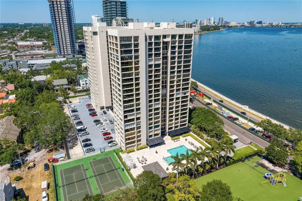 3301 Bayshore Boulevard Tampa FL 33629