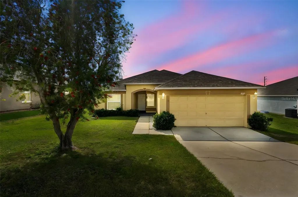 7643 Weehawken Drive Zephyrhills FL 33540