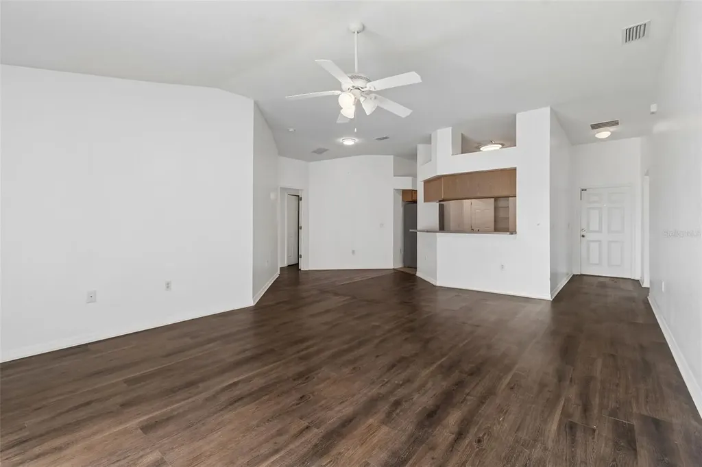 7643 Weehawken Drive Zephyrhills FL 33540
