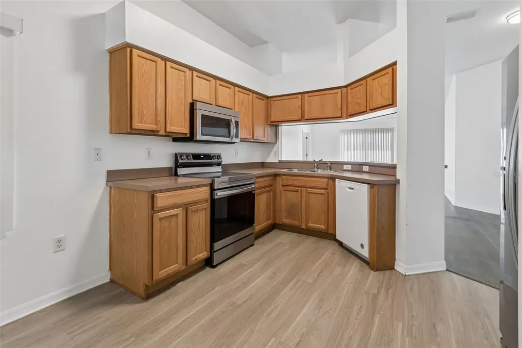 7643 Weehawken Drive Zephyrhills FL 33540