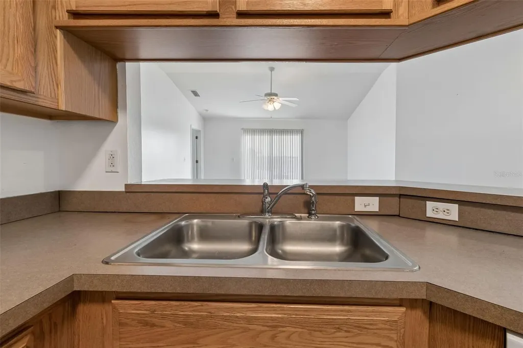 7643 Weehawken Drive Zephyrhills FL 33540