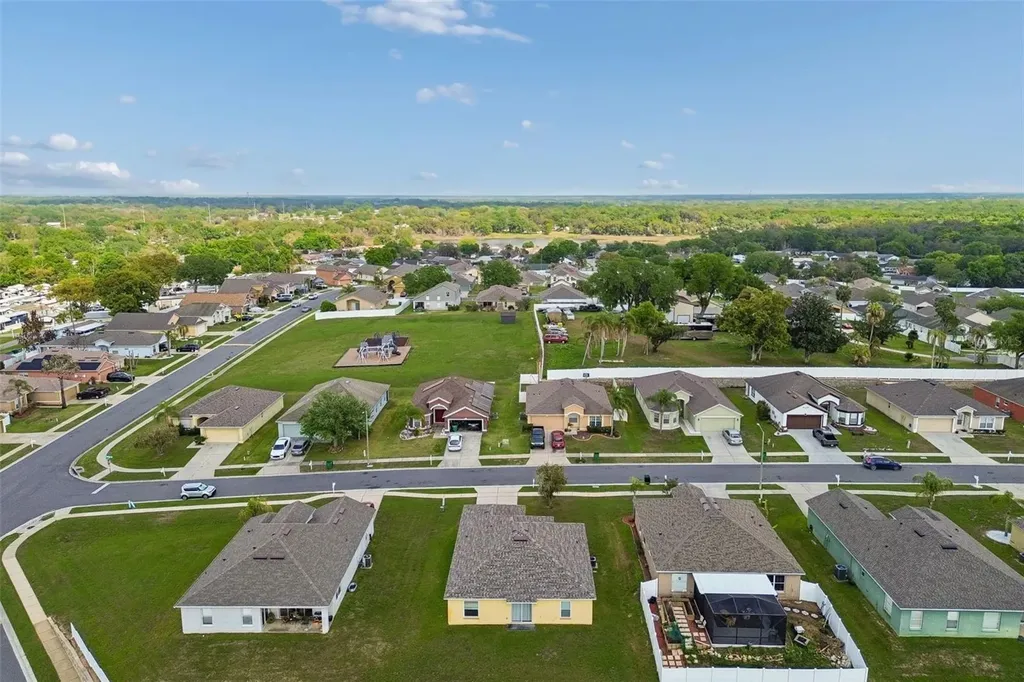 7643 Weehawken Drive Zephyrhills FL 33540