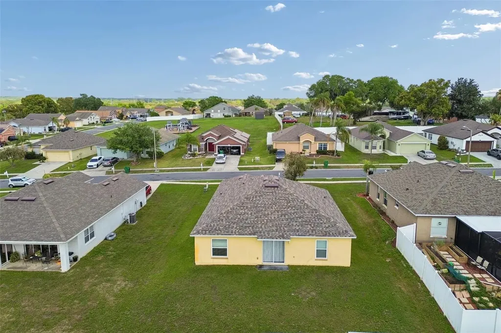 7643 Weehawken Drive Zephyrhills FL 33540