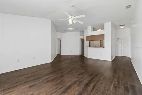 7643 Weehawken Drive Zephyrhills FL 33540