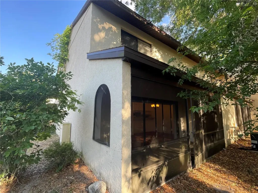 2735 SW 35 Place Gainesville FL 32608