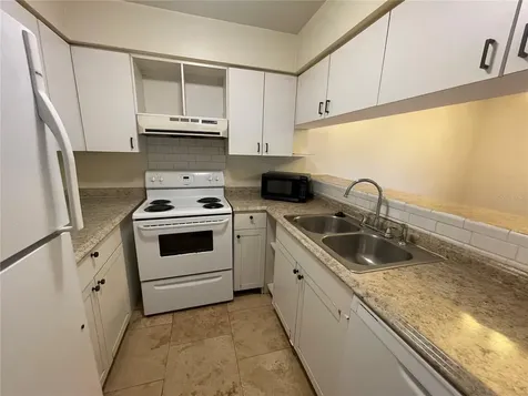 2735 SW 35 Place Gainesville FL 32608