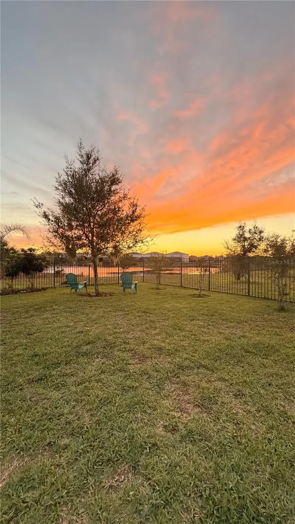 1187 Oak Bluff Drive Davenport FL 33837