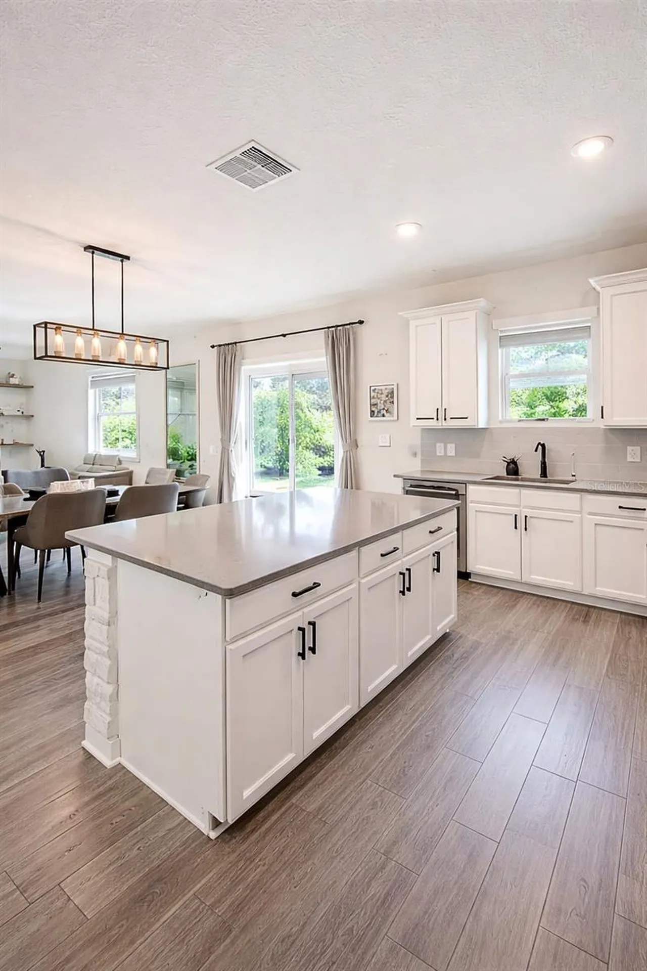 1187 Oak Bluff Drive Davenport FL 33837
