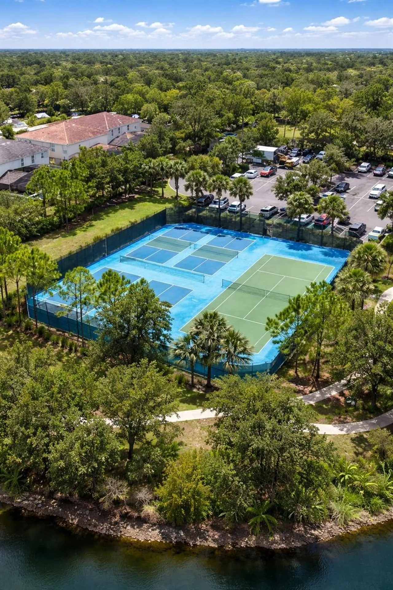 1187 Oak Bluff Drive Davenport FL 33837