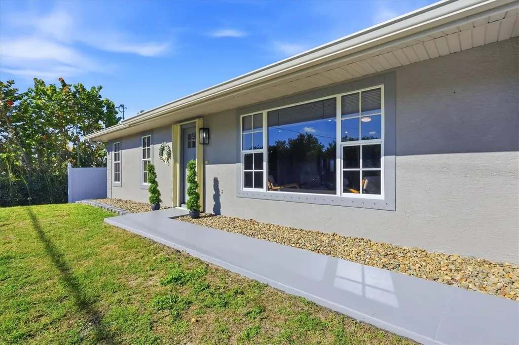 3517 Port Charlotte Boulevard Port Charlotte FL 33952