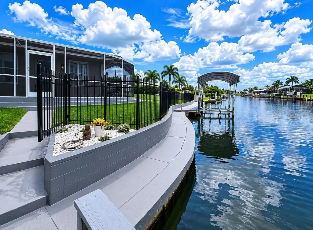 3517 Port Charlotte Boulevard Port Charlotte FL 33952