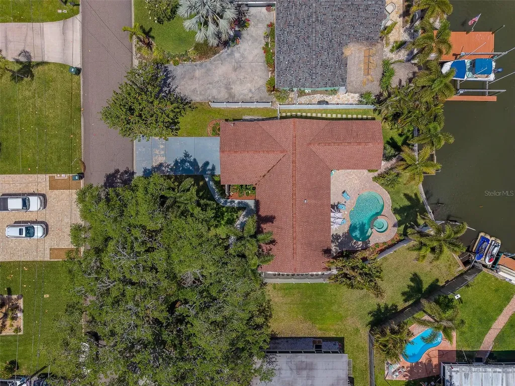 2017 Cove Drive Largo FL 33774