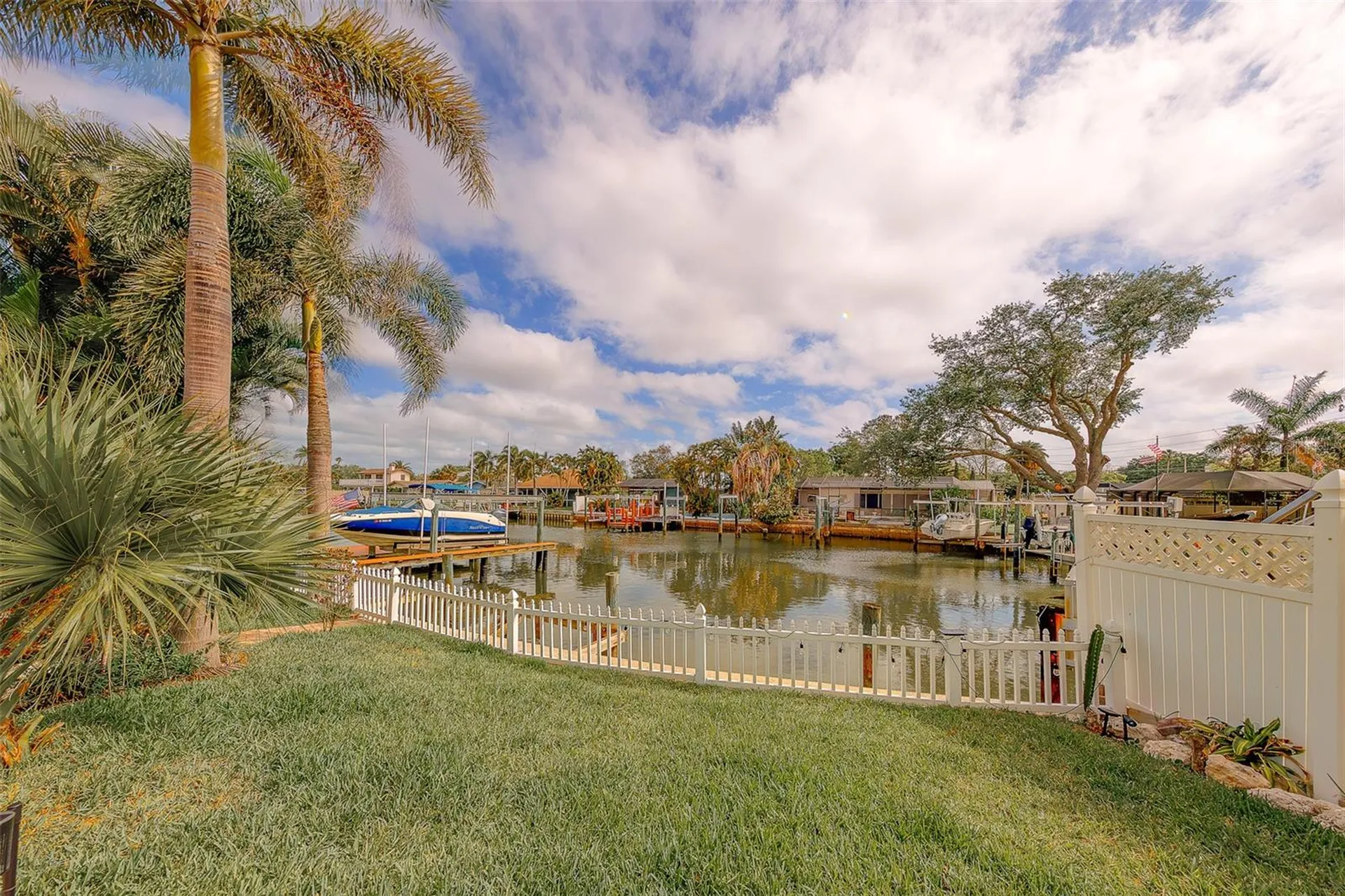 2017 Cove Drive Largo FL 33774