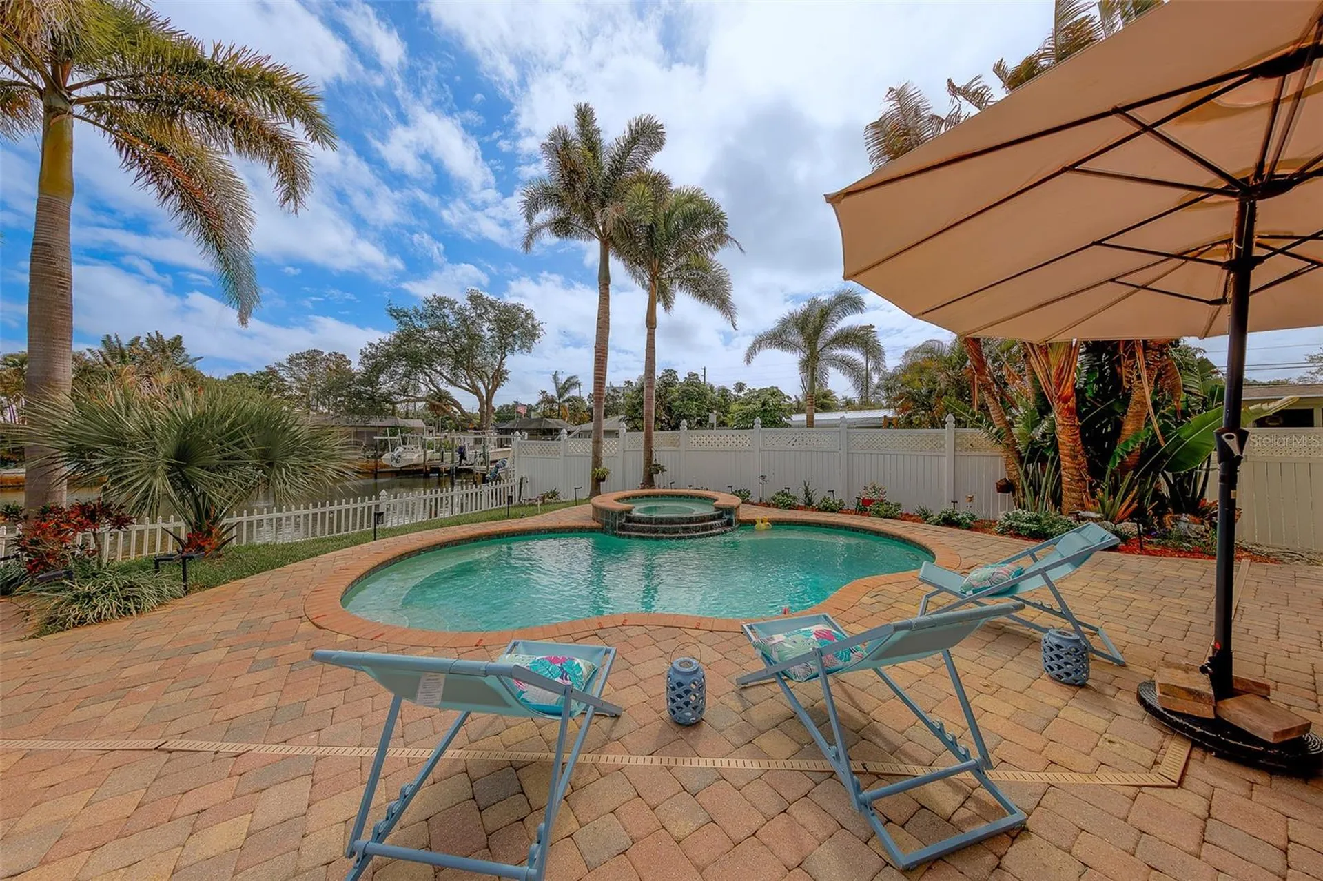 2017 Cove Drive Largo FL 33774