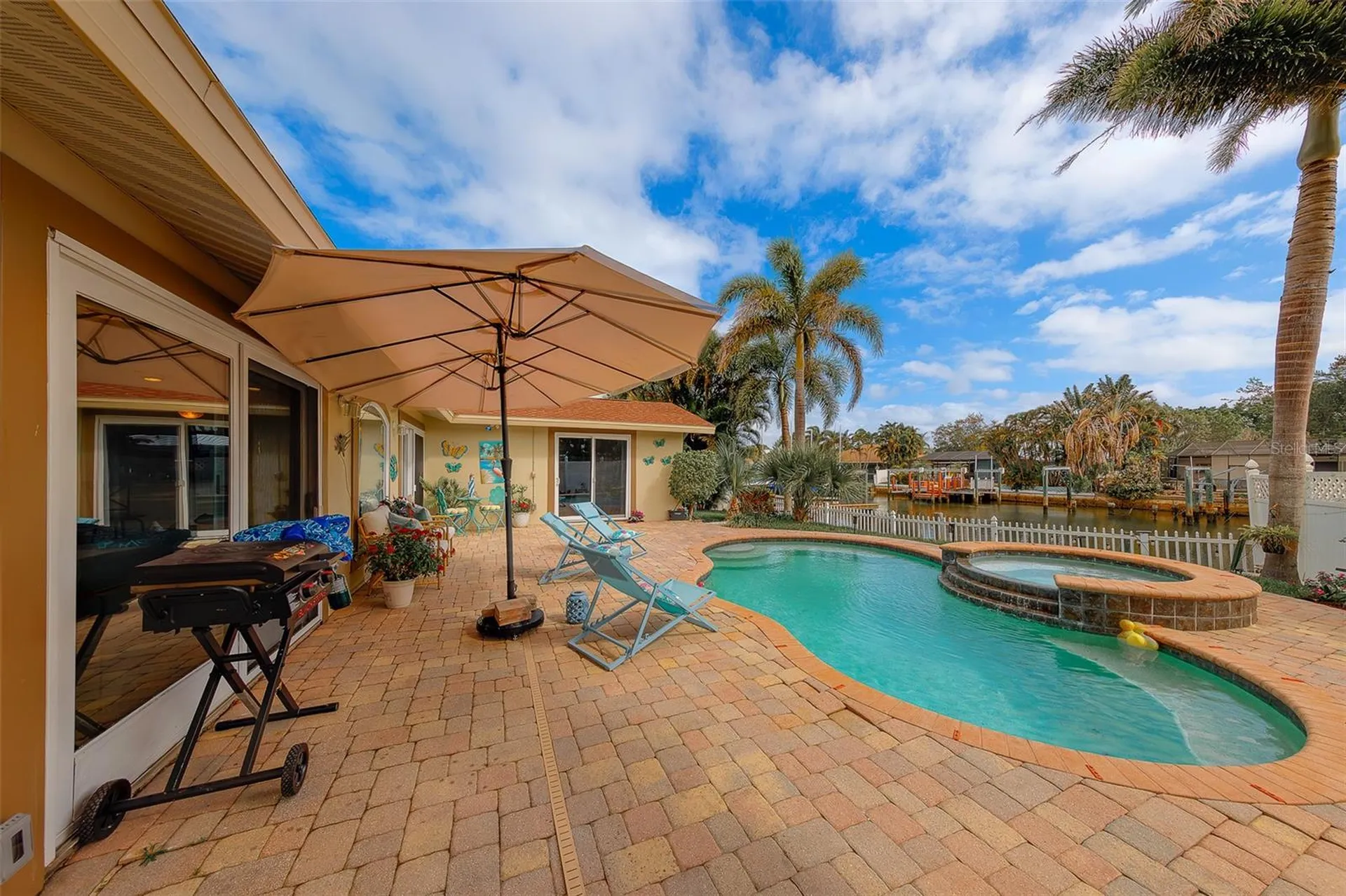 2017 Cove Drive Largo FL 33774